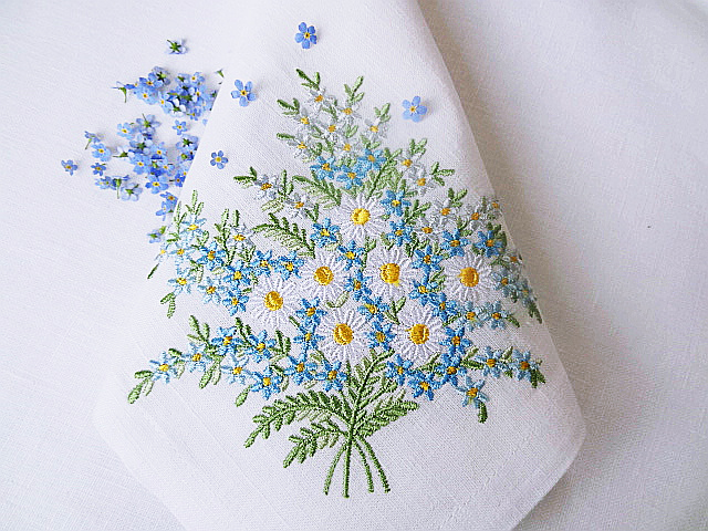 Set of 3 Machine Embroidery Designs Daisies & Forget-me-nots