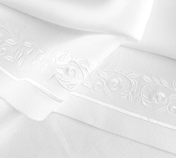 Machine Embroidery Design White vintage ornate border